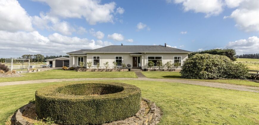 Country living – Close to town