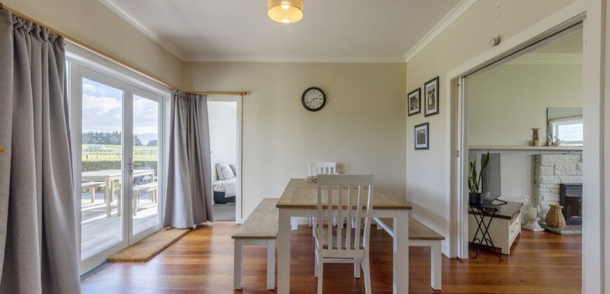 Country living – Close to town