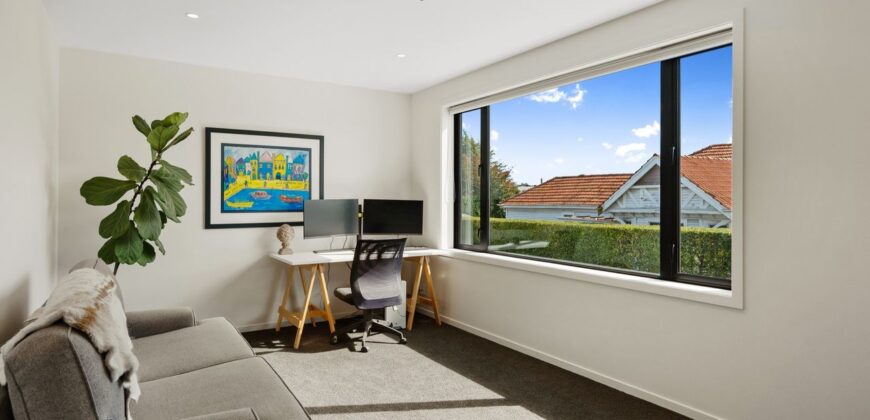 Admired Architecture, Elite location