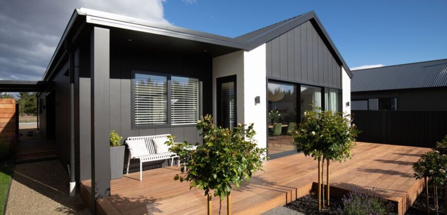 ELEVATED EVERYDAY LIVING