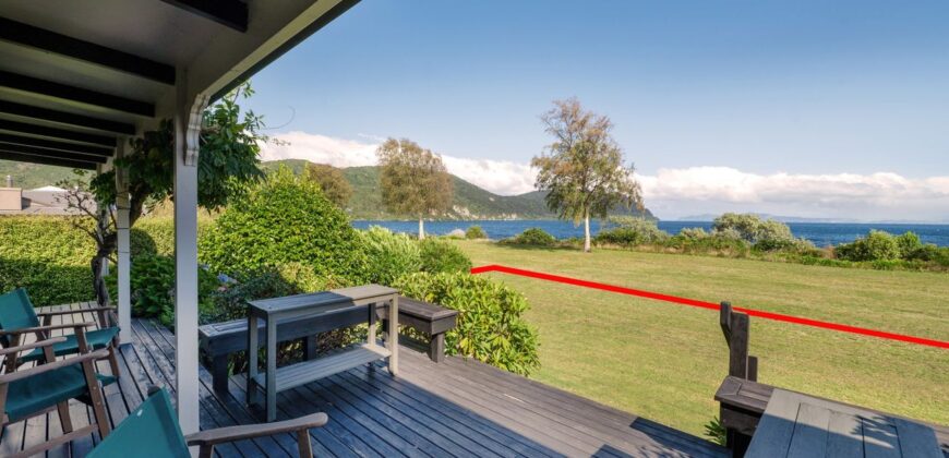 Absolute lakefront on Nisbet Terrace