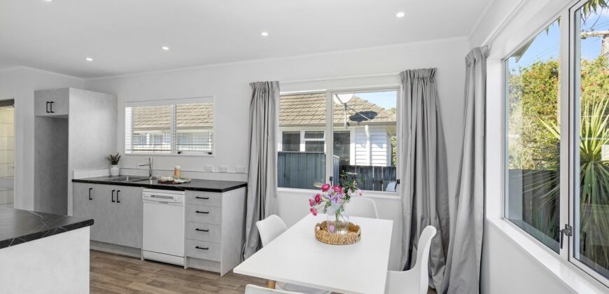 Immaculate, Sunny & Ready to Move In