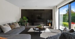 Admired Architecture, Elite location