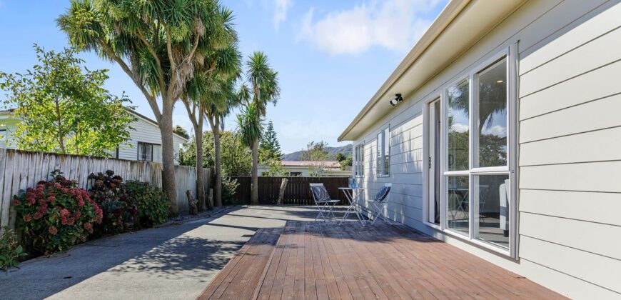 Immaculate, Sunny & Ready to Move In