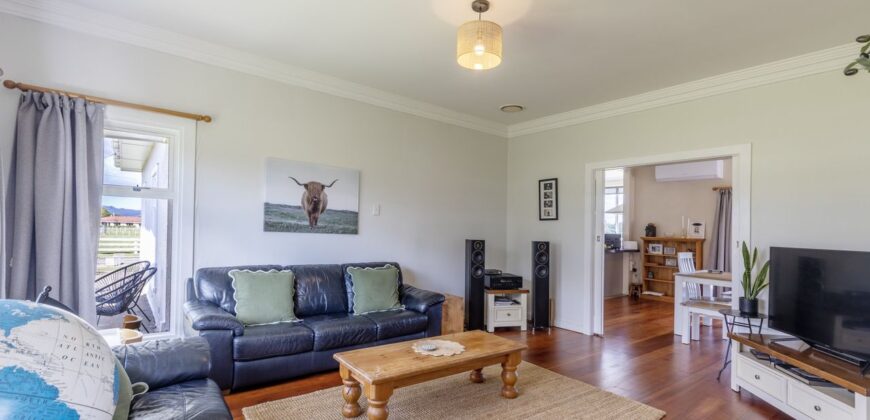 Country living – Close to town