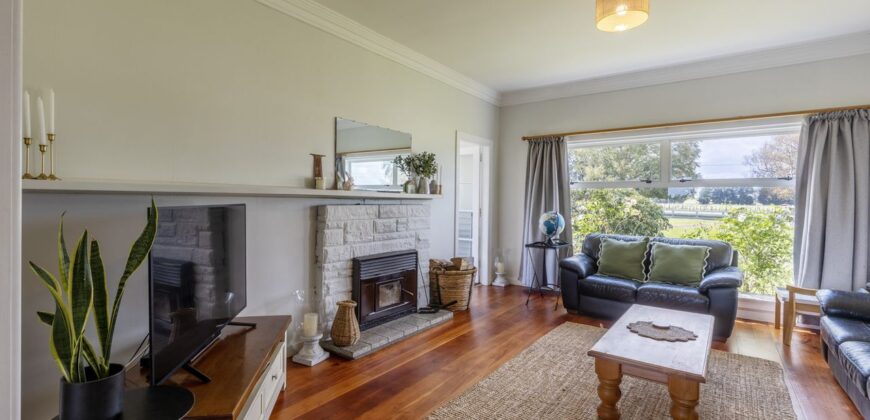 Country living – Close to town