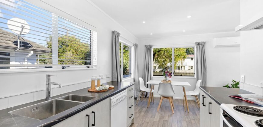 Immaculate, Sunny & Ready to Move In