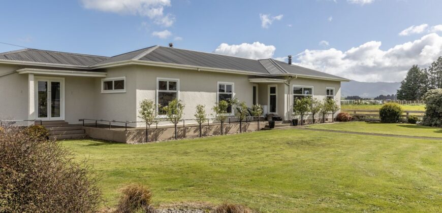 Country living – Close to town