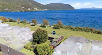 Absolute lakefront on Nisbet Terrace
