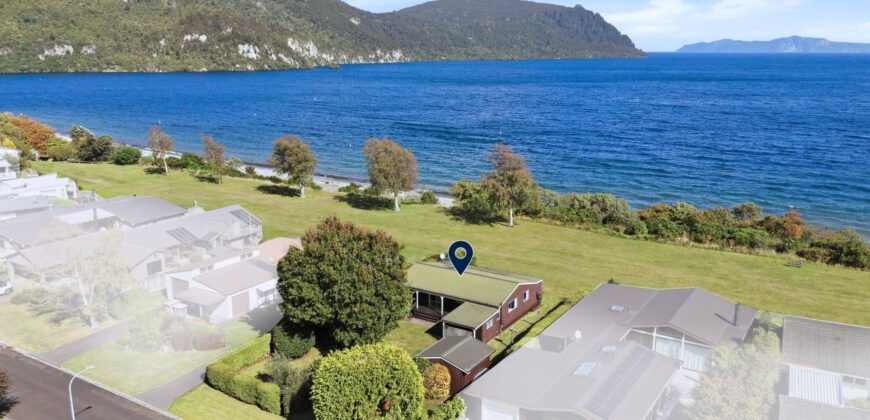 Absolute lakefront on Nisbet Terrace