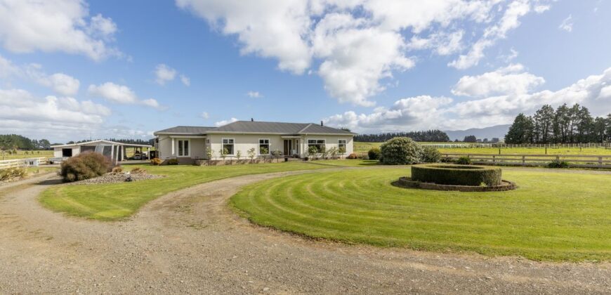 Country living – Close to town