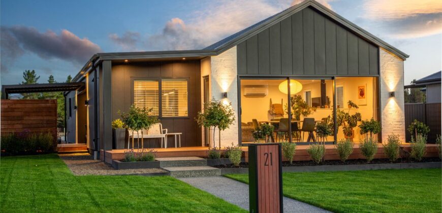 ELEVATED EVERYDAY LIVING