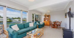Retro Charm & Potential in Heart of Manly