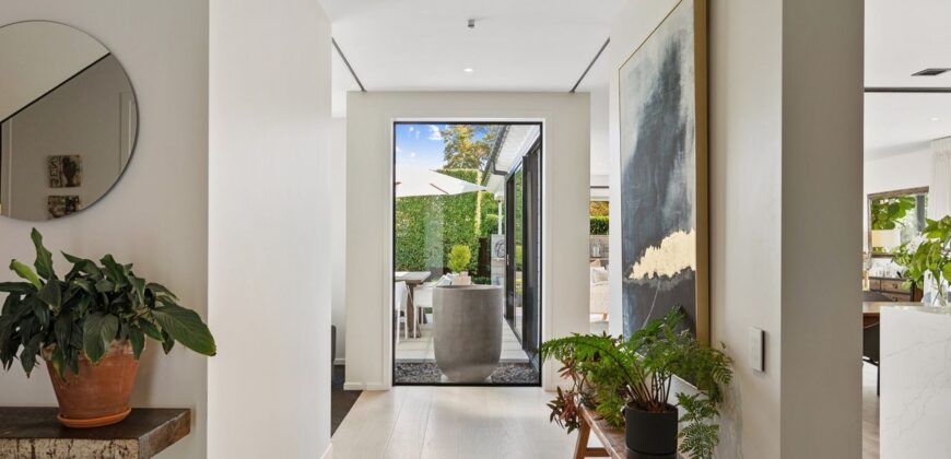 Admired Architecture, Elite location