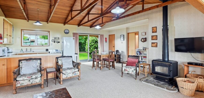 Absolute lakefront on Nisbet Terrace