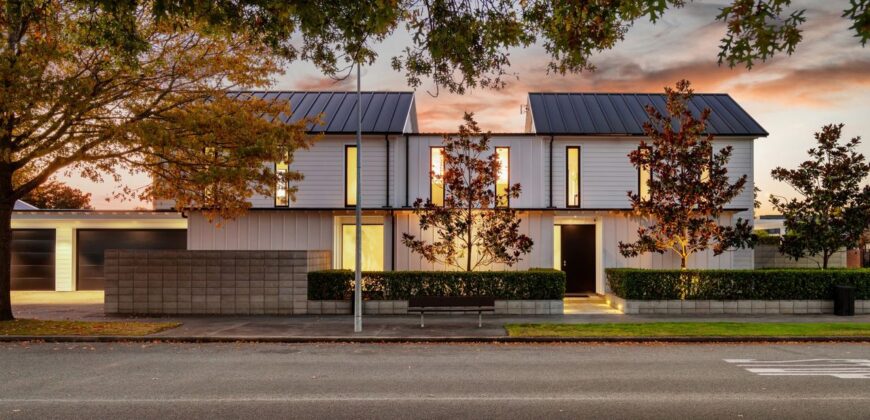 Admired Architecture, Elite location