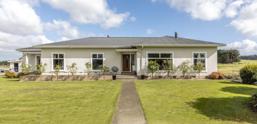 Country living – Close to town