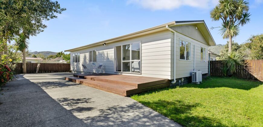 Immaculate, Sunny & Ready to Move In